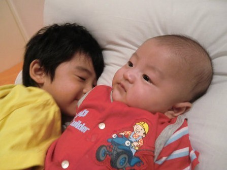 曝明星辣媽獨家育兒經 小S教育女兒靠嚇唬(組圖)