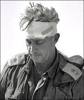 沙龍在中東戰(zhàn)爭中頭部受傷