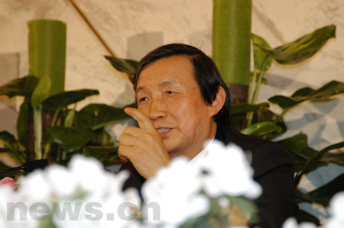 馬凱回答記者提問