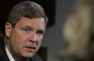 美國(guó)“孤兒”州長(zhǎng)威爾薩克