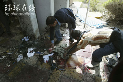 女人彈血洗巴格達校園