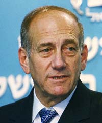 奧爾默特:卡察夫不能繼續勝任總統職位