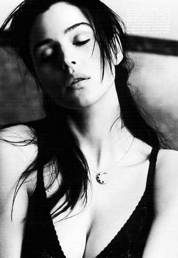 莫妮卡?貝魯齊8