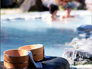 走遍全球看男女共?。▓D）