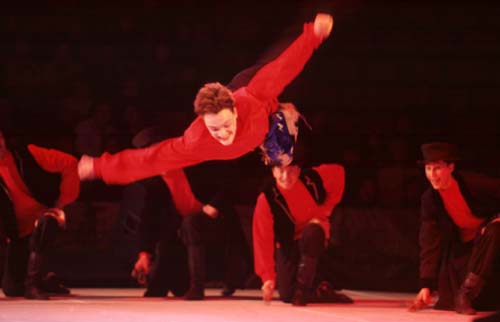 俄羅斯國(guó)立模范小白樺歌舞團(tuán)