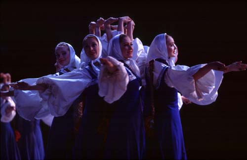 俄羅斯國立模范小白樺歌舞團