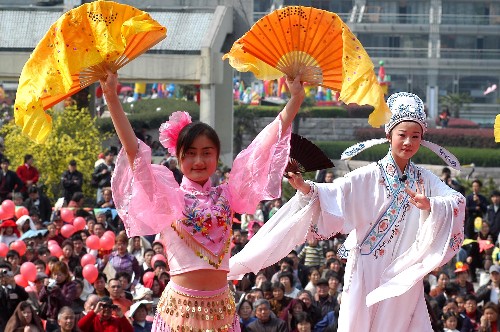 百年越劇：在懷舊和變革中延續(xù)