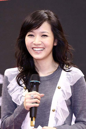 侯佩岑退出風云榜主持