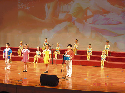 戲劇曲藝小舞臺,語言藝術大世界