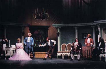 話劇《一仆二主》