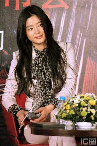 《雛菊》北京首映 全智賢:性感是對我高度評價(圖)