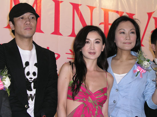 溫碧霞驚艷造型代言 大談美麗心經(圖)