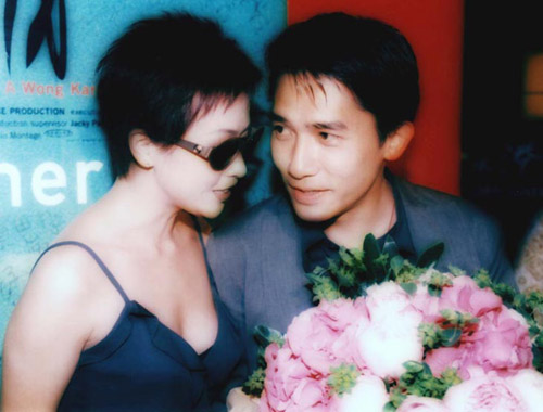 偉仔劉嘉玲老照片曝光(組圖)