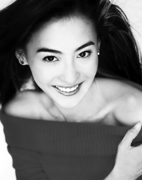 張柏芝<嬌點(diǎn)>寫(xiě)真,綻放迷離風(fēng)情(圖)