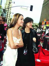 凱蒂助陣《碟3》首映 克魯斯自掏腰包獎(jiǎng)勵(lì)湯粉兒(組圖)