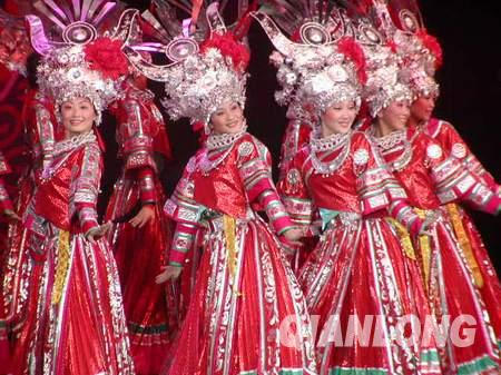 開幕式《多彩貴州風》