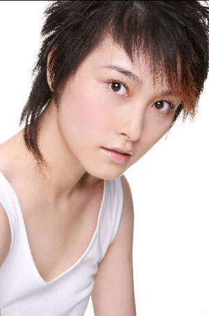 2006超女厲娜首次參賽竟賺高人氣（圖）