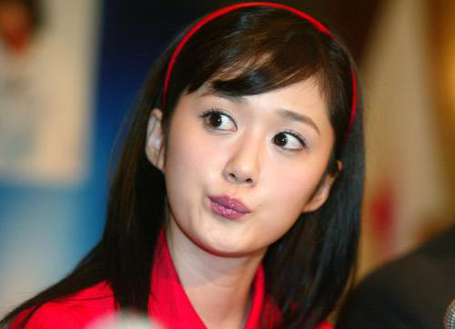 張娜拉古靈精怪表情大全(圖)