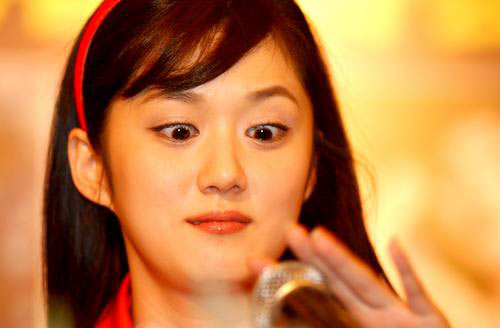 張娜拉古靈精怪表情大全(圖)