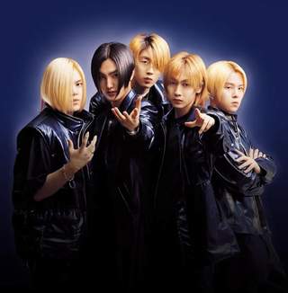 韓國組合“神話”助威世界杯