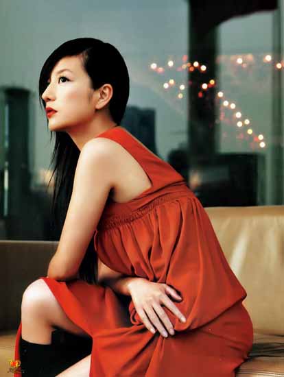 趙薇寫真媚眼如絲(圖)