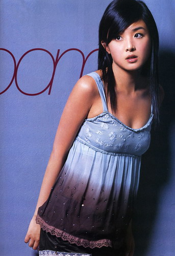 張含韻蛻變顯露小性感(圖)