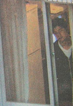 李亞鵬寸步不離守護(hù)王菲(圖)