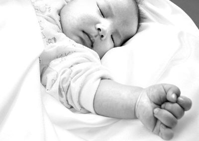 經紀人否認王菲女兒遭偷拍