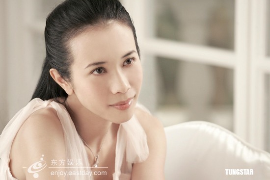 莫文蔚代言盡現優雅神采(圖)