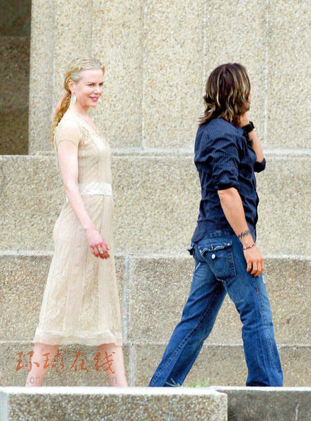 妮可享受甜蜜二人世界(圖)