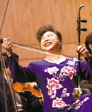 大師閔惠芬別拿二胡當(dāng)?shù)谰?圖)