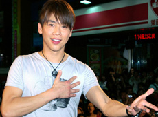 陶喆：專輯發(fā)行在即放話3年內(nèi)終結(jié)單身(圖)