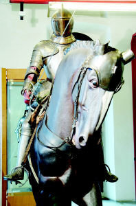 上海藝術博覽會“五虎上將”大戰意兵意甲(圖)