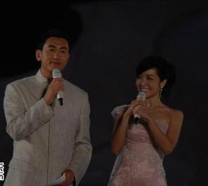 中秋晚會彩排圖片曝光 侯佩岑謝霆鋒到場(圖)