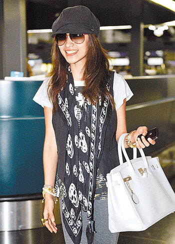 蕭亞軒續約華納與張亞東合作