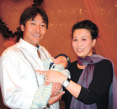 兒子孤單度2歲過(guò)生日 那英忙賺錢(qián)很愧疚