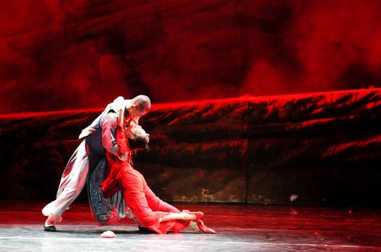 第八屆中國上海國際藝術節昨日隆重開幕