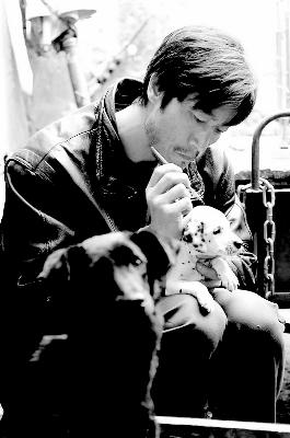 方言/小成本/黑色幽默 