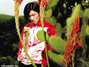 謝霆鋒出道十年再發新專輯 坦言自己不懂樂壇