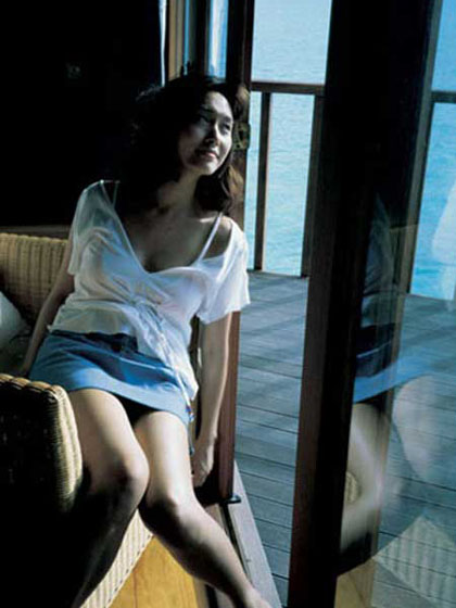 朱茵惹火泳裝寫真