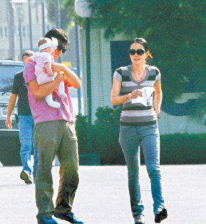 王菲12月底復出李嫣3月再整唇