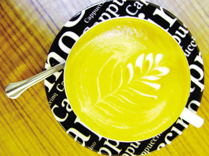 “拉花”在咖啡上跳圓舞曲