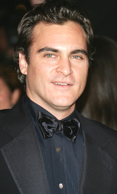 盤點好萊塢的“黑衣”男星