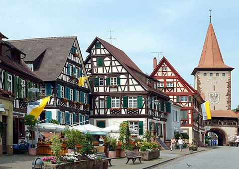 德國黑森林里的中世紀小鎮