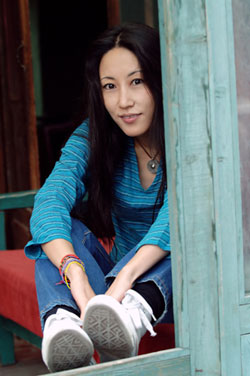 姜昕與歌迷浪漫共度情人佳節