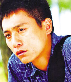 《一針見血》熱播 劉燁坦言自己挺邪氣