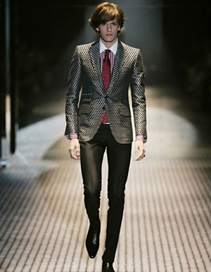 狂野性感Gucci春夏男裝秀