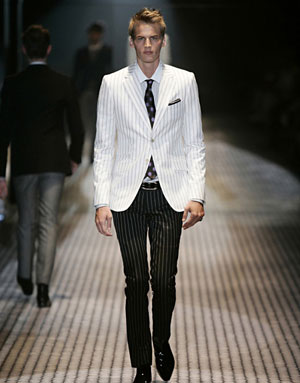 狂野性感Gucci春夏男裝秀