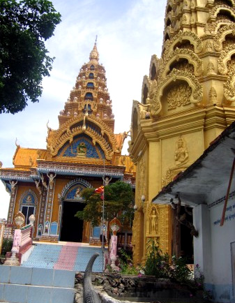 馬德望 兩個季節的寂寞之城