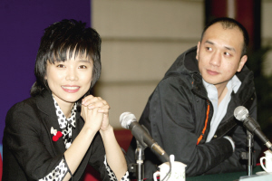 黃覺(jué)、許飛主演 電影《飛行日志》在北京開(kāi)機(jī)(圖)